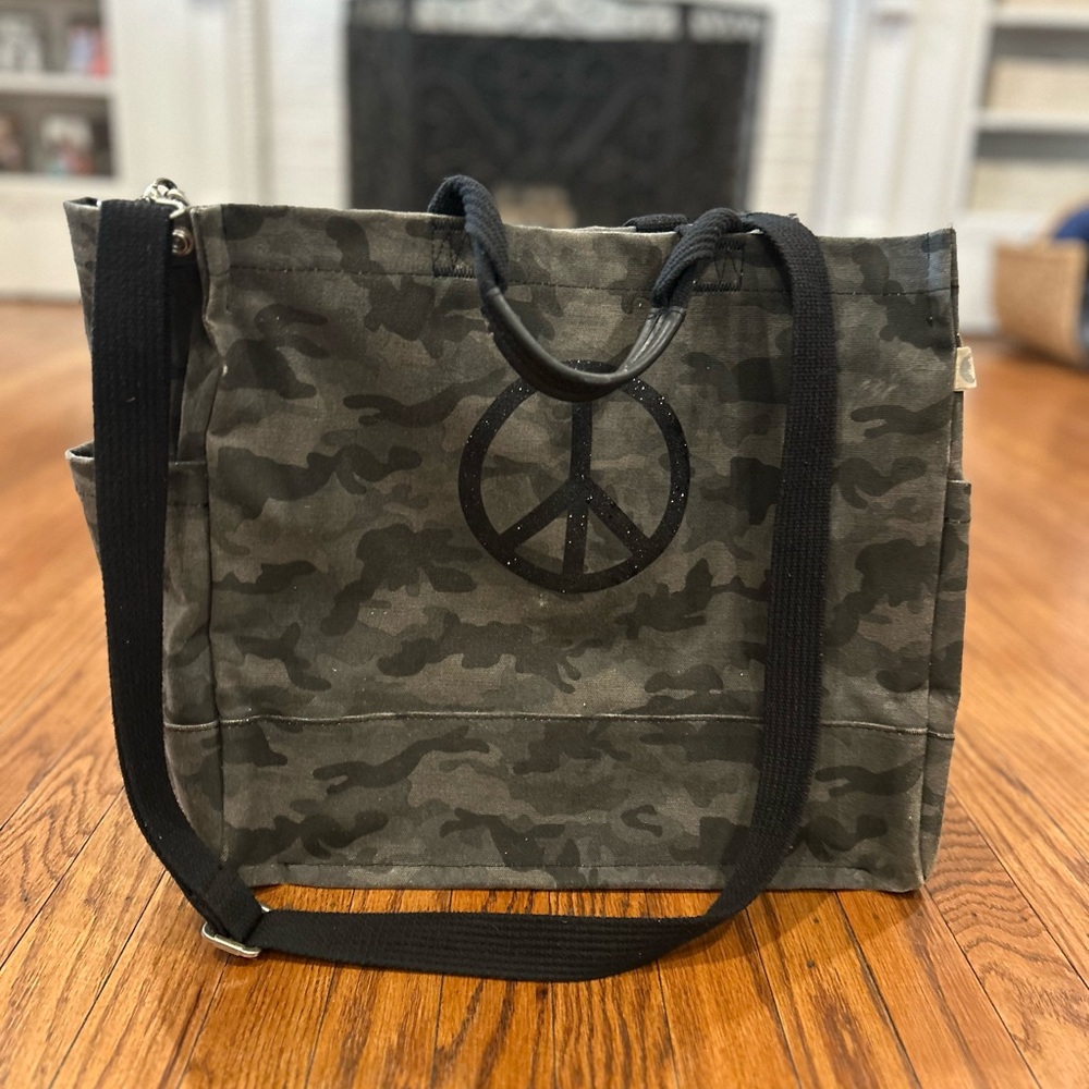 Camouflage Peace Messenger Bag - Picture 2 of 13